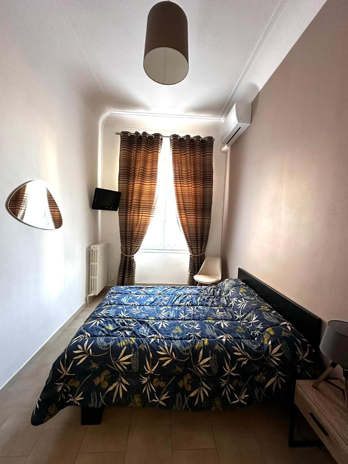 Appartement 4 A 8 Personnes, Spacieux De Standing Classe 4 Etoiles Nimes Ngoại thất bức ảnh